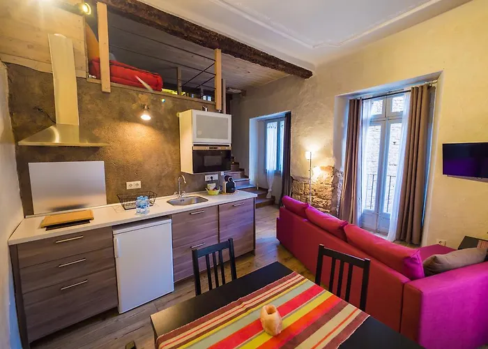 El Mercadal Apartment *